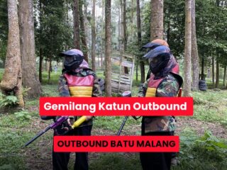 EO Outbound Team Building Batu Malang menawarkan paket lengkap untuk kegiatan tim yang seru dan berkesan, dengan fasilitas lengkap dan dokumentasi profesional. Cocok untuk perusahaan, sekolah, atau komunitas. Hubungi WA 0822-1122-1909 untuk info dan pemesanan. Black-and-Red-Modern-Breaking-News-Instagram-Post_20251111_102609_0000-1