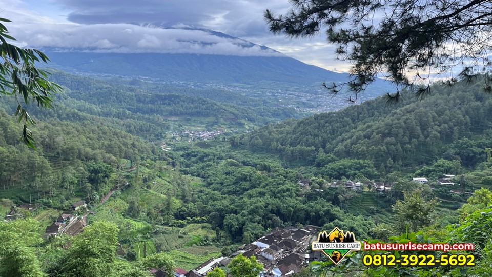 WA: 0812-3922-5692 – Manajemen Keselamatan Petir di Paket Camping Batu Malang Saat Cuaca Pegunungan Dinamis