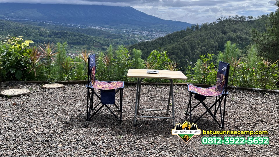 WA: 0812-3922-5692 – Pentingnya Membawa Peluit Darurat saat Menjelajah Jalur Hutan di Sekitar Batu Sunrise Camp