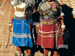 two-zulu-sangoma-women-wearing-traditonal-dress-zululand-south-africa-ABN1FJ