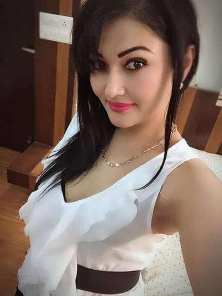 Call Girls In (Delhi) Janakpuri ⤷『 97111📱47426⇐』Delhi Escorts Service