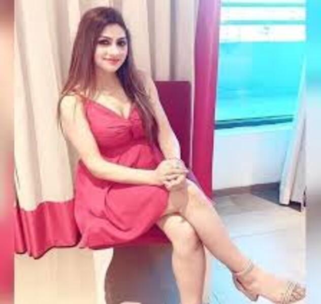 Kalkaji Call Girls 9818667137꧁ℜeal≽realmeet सरबिश In Delhi