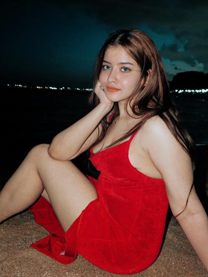 Call Girls Nizamuddin East ☎ 9643900018 ‍♂️ दिल्ली Escorts Service