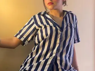 Anushree21_18678111881-7
