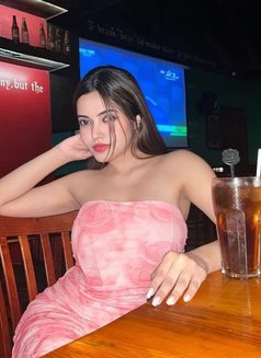 Call Girls In Sector-157 ✦ Noida ♻9911704003♻ Escorts Service